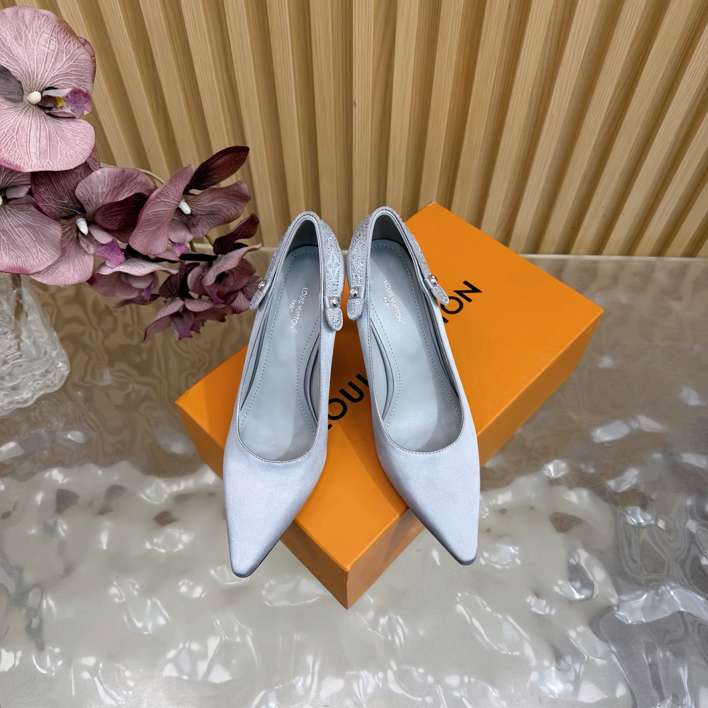 Women's high heels